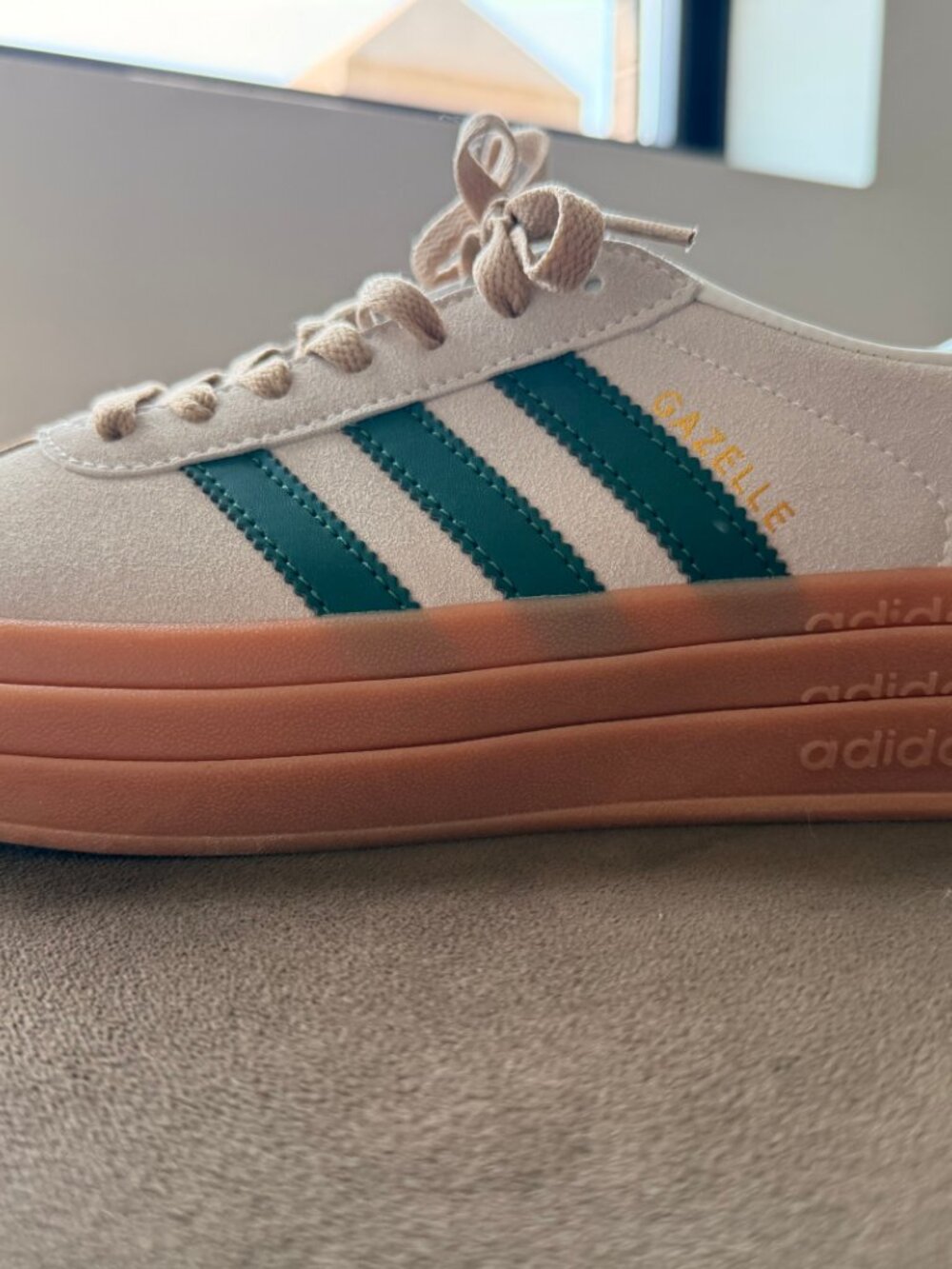 adidas Women's Sneakers Cream Green Pink - Picture 3 of 5